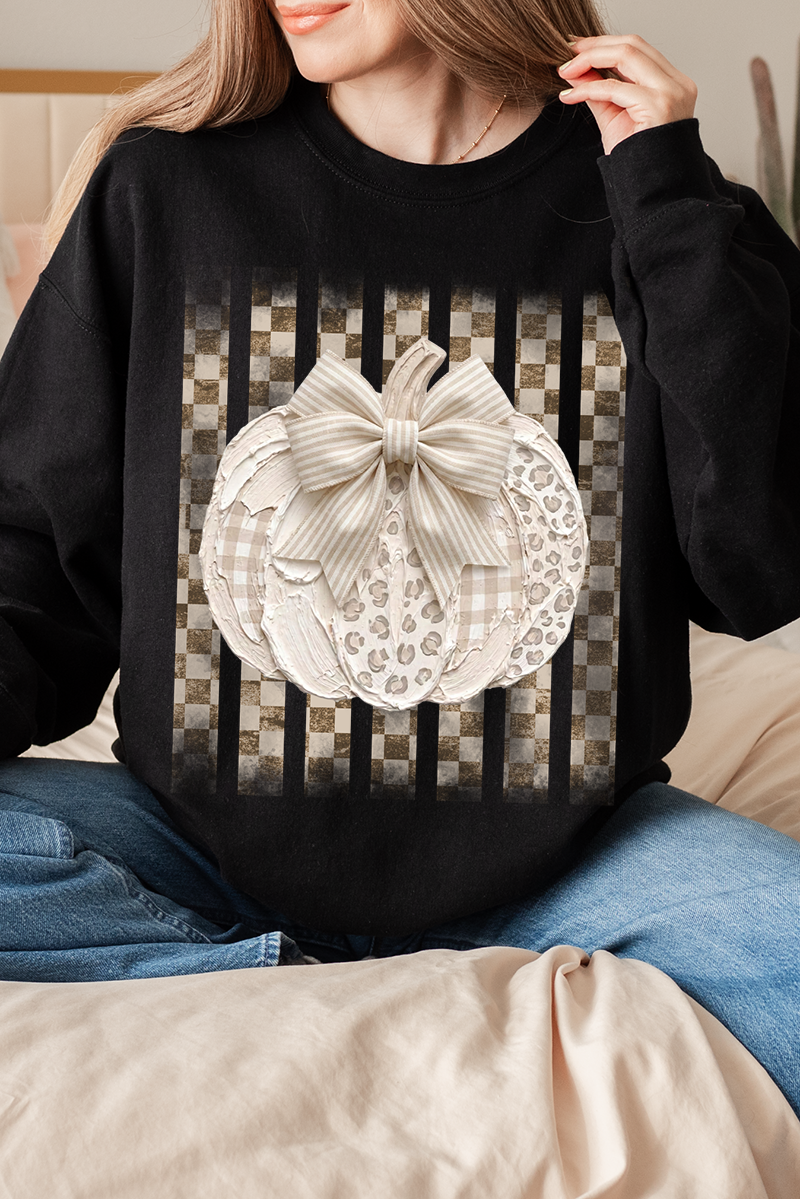 Painted Pumpkin Latte Heavy Blend Crew Sweatshirt product image 4