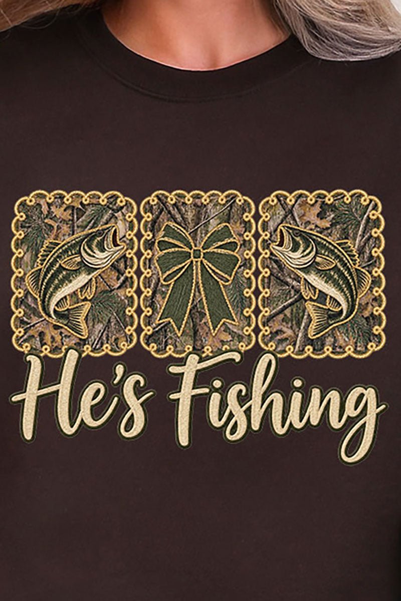 He's Fishing Heavy Blend Crew Sweatshirt product image 2
